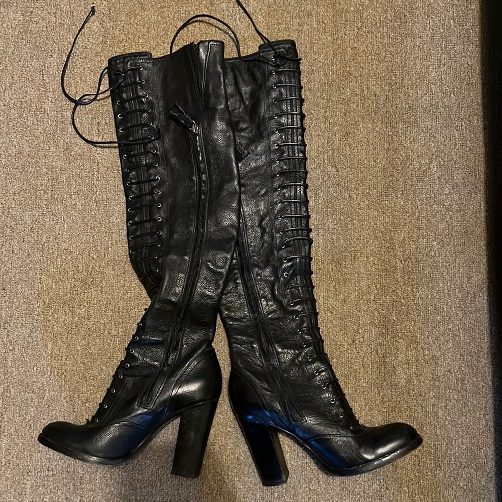 Vince Camuto made in Brazil tall leather boots 7.5